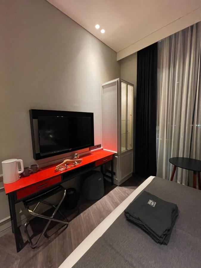 Junibino Hotel Hongdae Seoul Bagian luar foto