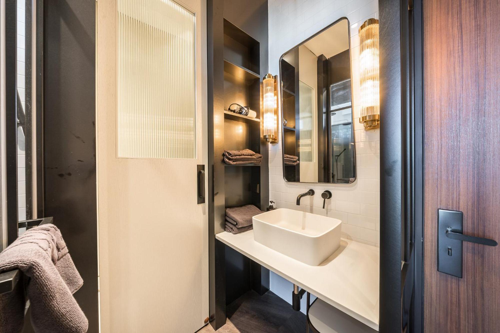 Junibino Hotel Hongdae Seoul Bagian luar foto